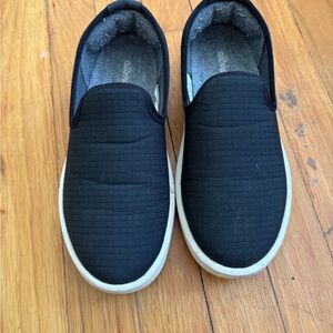 Allbirds Men's Black and White Slip-On Loafers